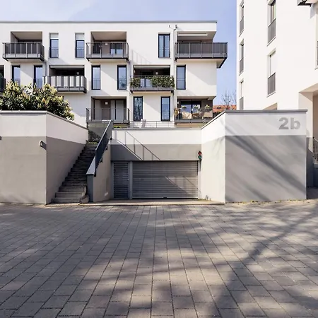 Pineapple - Zwinger Iv - 65qm - 1x Free Parking *